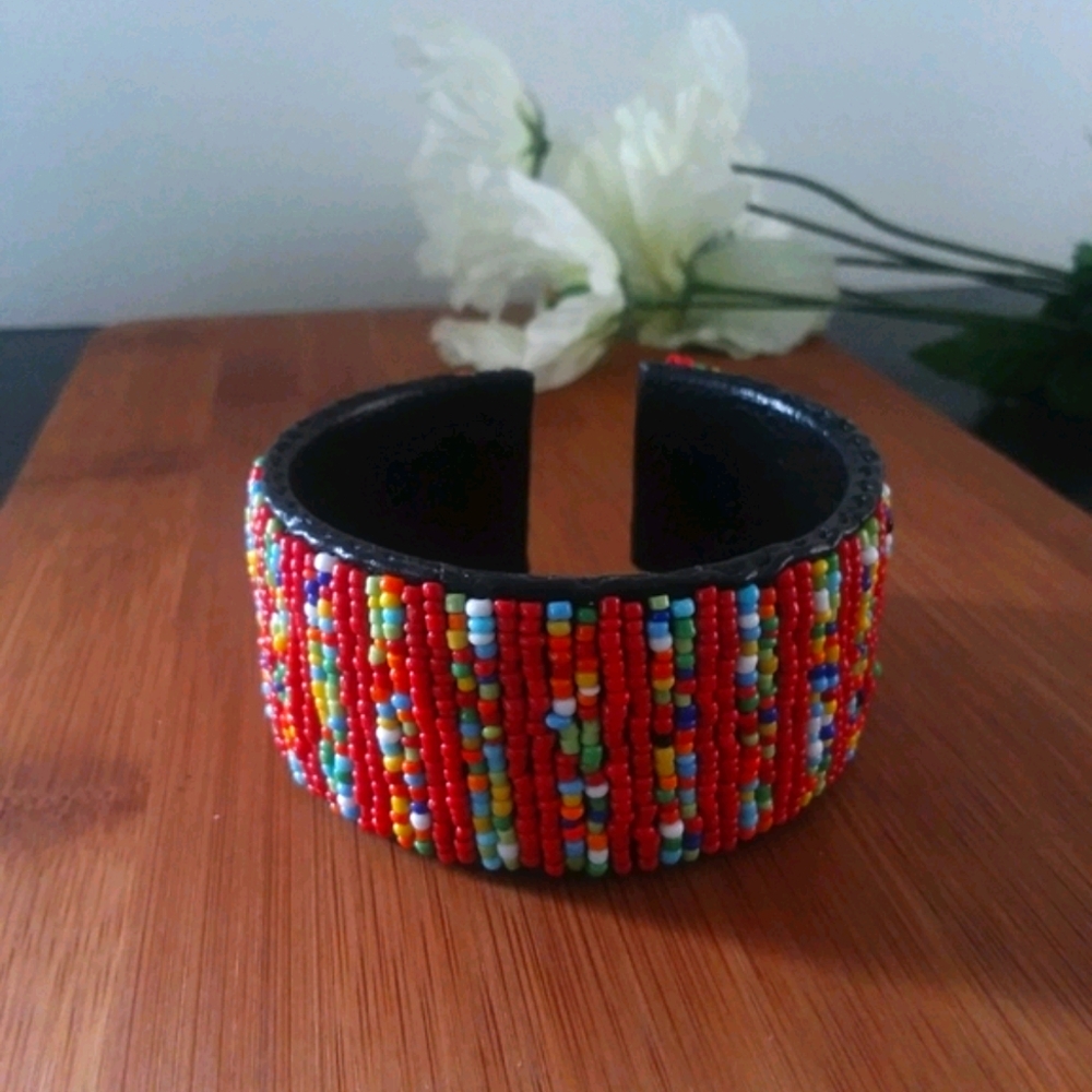 1PC Beautiful Kenyan Beaded Leather Bracelet - Picture 5 of 5
